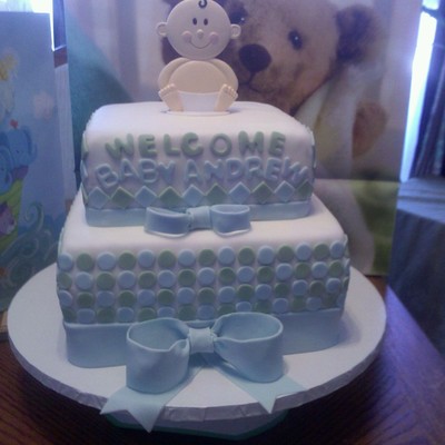 Elegant Boy Babyshower Cake
