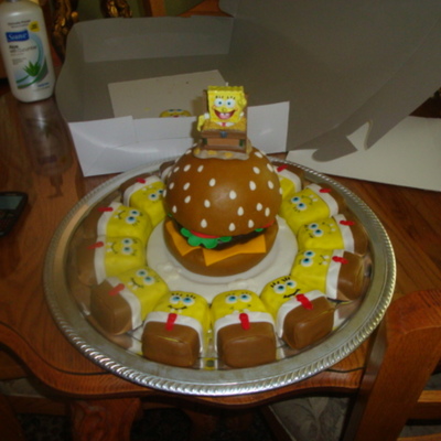Spongebob Mini Cakes With Krabby Patty