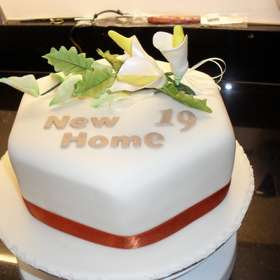 New Home Cake (Hexagon Shaped)