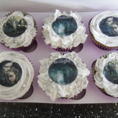 Twilight Cupcakes