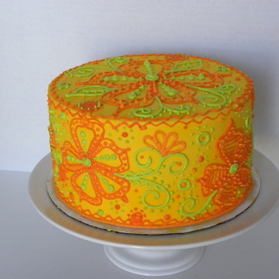 Bright Piping Cake