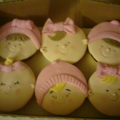 Baby Girl Cupcakes