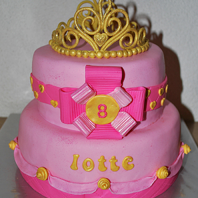 Princess Tiaras Cake