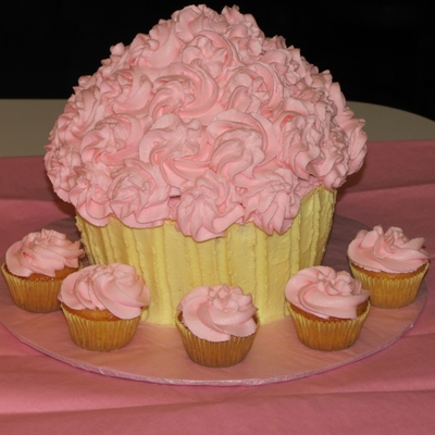 Giant Cupcake - Nick Sabanade