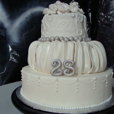 25Th Wedding Anniversary Cake