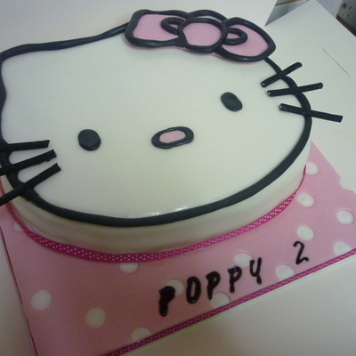 Hello Kitty Cake