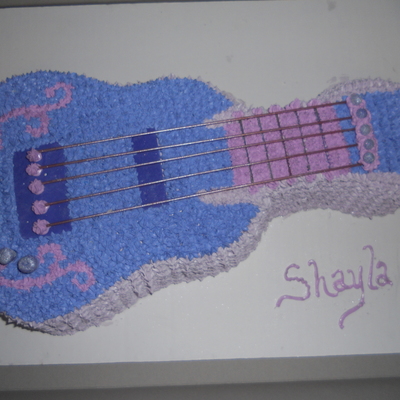 Guitar Cake