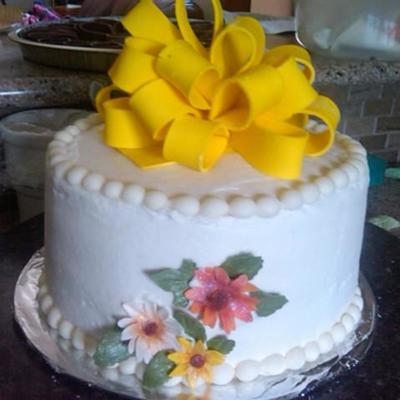 Wasc With Bc Frosting And Gumpaste Bow