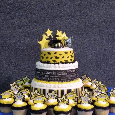 Black N Gold Grad Cake