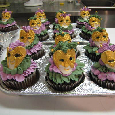 Mardi Gras Jester Cupcakes
