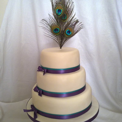 Peacock Feathers Wedding Cake