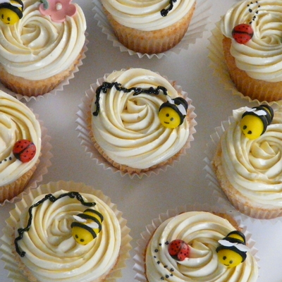 Honey Bee Cupcakes
