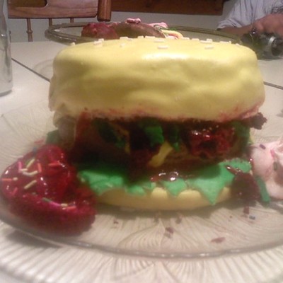 Hamburger Cake
