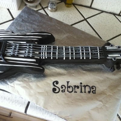 Synyster Gates Guitar Cake