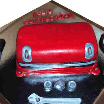 3D Toolbox Cake