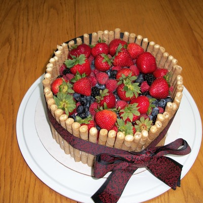 Fruit Basket Cake
