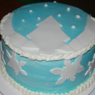 Wasc Cake With Fondant Snow Flakes And Christmas Tree