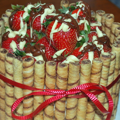 Strawberry Barrel Cake