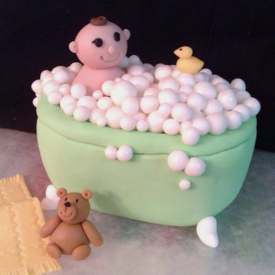 Baby In Tub Topper