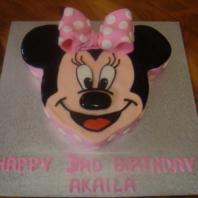 Minnie Mouse Cake