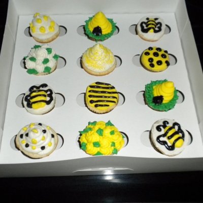 Bumble Bee Cupcakes