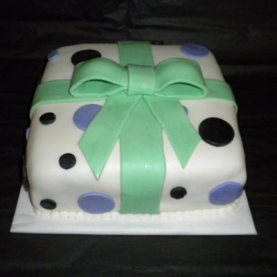 Birthday Present Birthday Cake