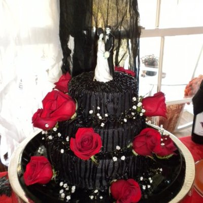 Halloween Wedding Cake