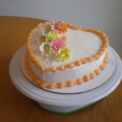 Heart Cake W/ Flowers