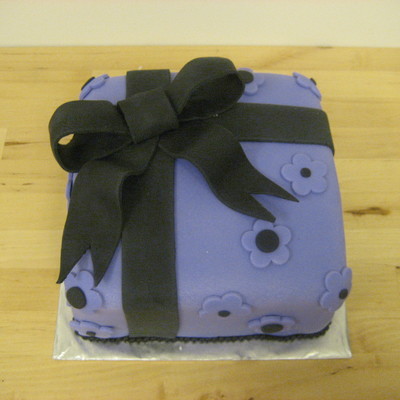 Wilton Course 3 Class 2 Cake