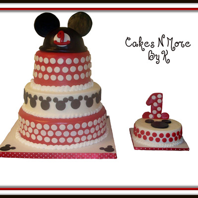 Mickey Mouse Cake