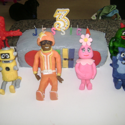 Yo Gabba Gabba Cake