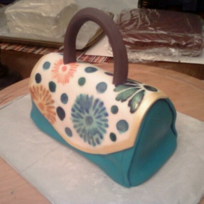 First Try At Purse Cake!