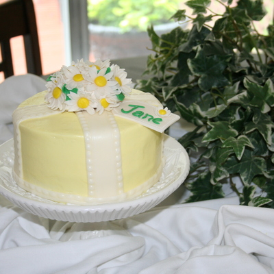 Daisy Birthday Cake