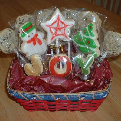 Christmas Cookie Basket