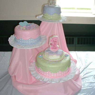 Hugs And Stitches Theme Cake