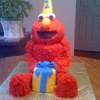 3-D Elmo Cake