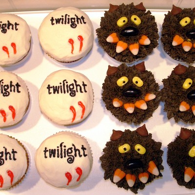 Twilight Cupcakes