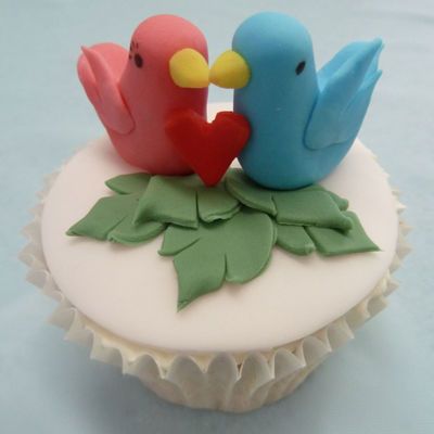 Love Birds Cupcake