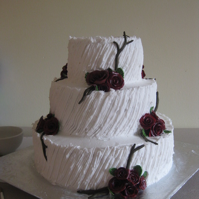 Friends Deep Red Roses Wedding Cake