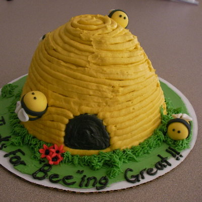 3D Beehive Cake