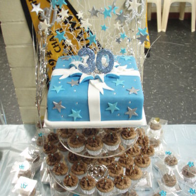 Exploding Star Birthday Cake