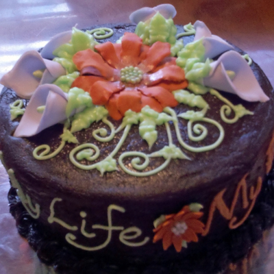 Anniversary Cake With Flowers