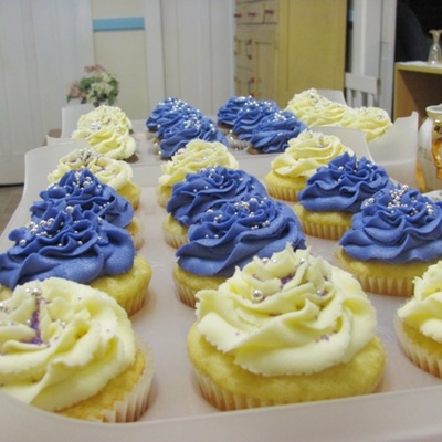 Purple & White 21St Cupcakes