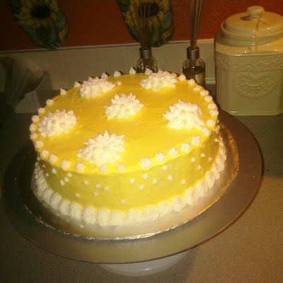 Yellow And White Fathers Cake