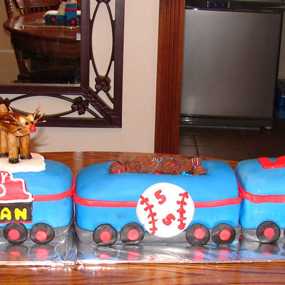 Chicago Cubs Train Cake