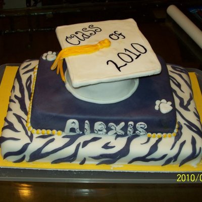Chs Graduation Cake