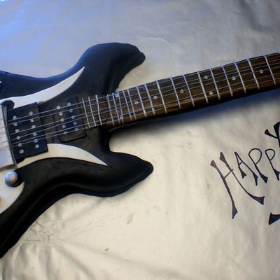 Electric Guitar Cake