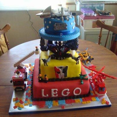 Lego, Transformer, Star Wars Cake