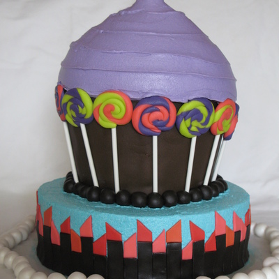 Lipsticks & Lollipops