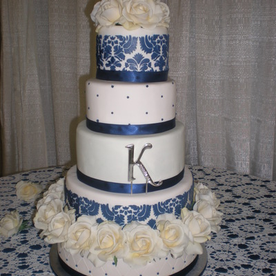 Damask Stencil Wedding Cake With Roses